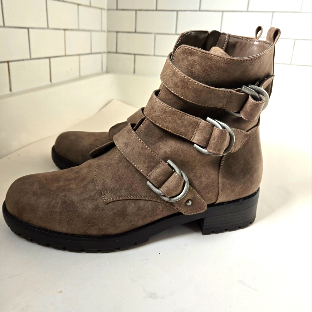Indigo Road Zip-up Boot